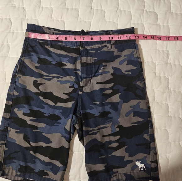 Abercrombie Kids Camo Board Shorts - Picture 15 of 15